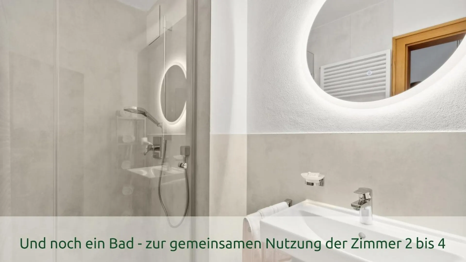 Luxus-Villa Mit Indoorpool, Sauna & Offenem Kamin Siegsdorf 0*,  Deutschland